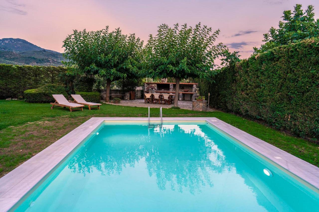 Chariklia'S House With Private Pool Villa Káto Lekhónia Kültér fotó