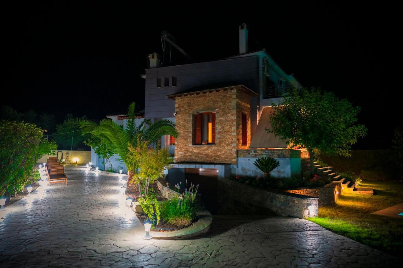 Chariklia'S House With Private Pool Villa Káto Lekhónia Kültér fotó